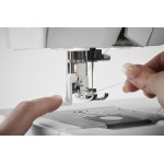 HUSQVARNA® VIKING® DESIGNER SAPPHIRE™ 85 HUSQVARNA® VIKING® DESIGNER SAPPHIRE™ 85